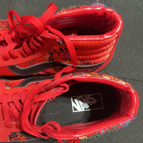 Van’s Red Chinese New Year 🧧 Unisex Shoes Women 8.5 Men 7 - Picture 8 of 9